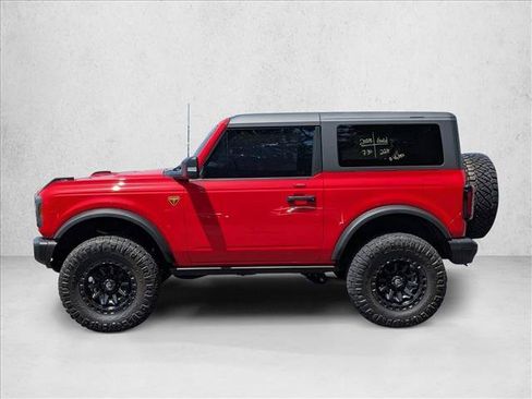 Used 2023 Ford Bronco Badlands AWD/4WD image 9