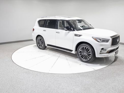 Used 2024 INFINITI QX80 Premium Select w/ Cargo Package image 34