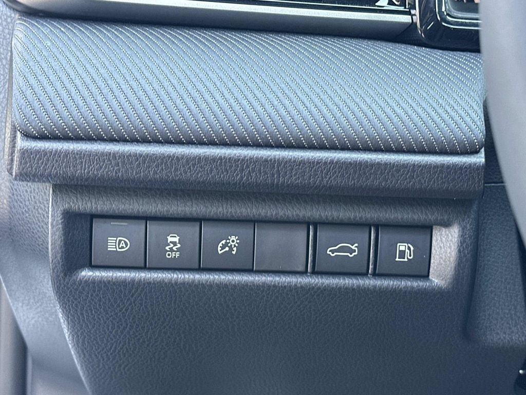 Used 2026 Toyota Camry SE FWD image 26