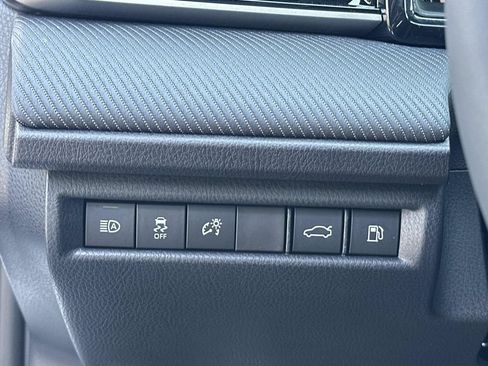 Used 2026 Toyota Camry SE FWD image 26