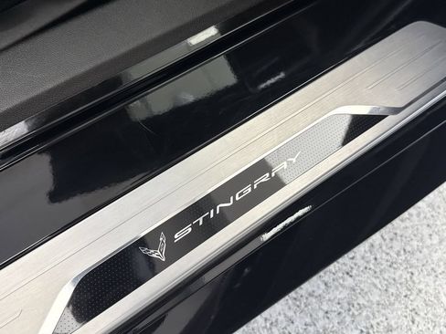 Used 2021 Chevrolet Corvette Stingray Premium Conv w/ Z51 Performance Package RWD image 35