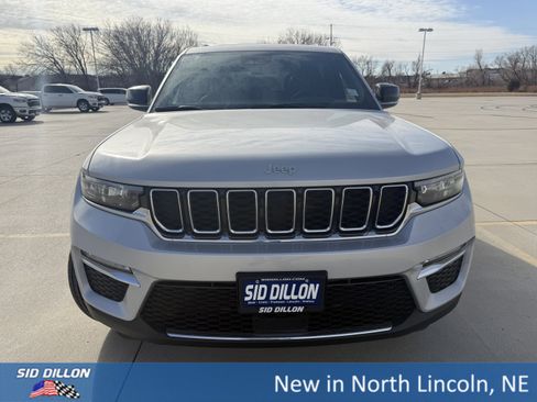 New 2025 Jeep Grand Cherokee Limited image 2