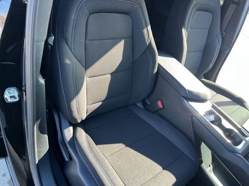 New 2026 Chevrolet Equinox EV LT image 28