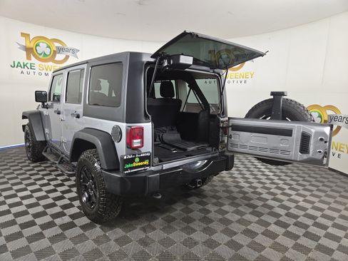 Used 2017 Jeep Wrangler Unlimited Sport image 30