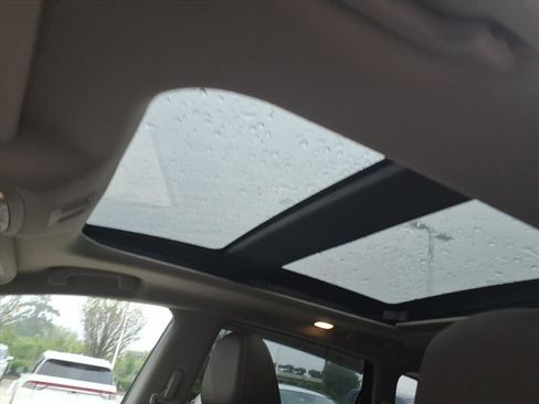 Used 2022 Nissan Murano Platinum w/ Cargo Package image 11