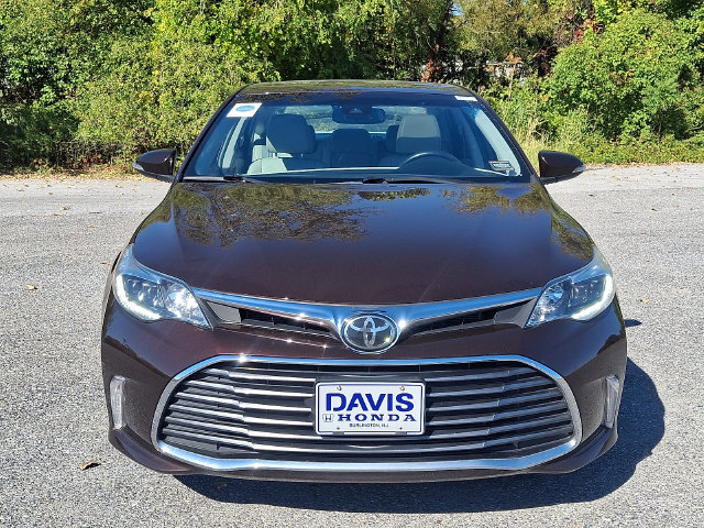 Used 2018 Toyota Avalon Limited w/ All Weather Liner Package FWD image 2