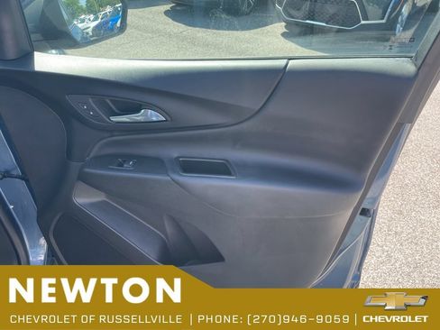 Used 2024 Chevrolet Equinox LT FWD image 24