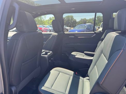 New 2026 GMC Acadia AT4 w/ Luxury Package AWD/4WD image 36