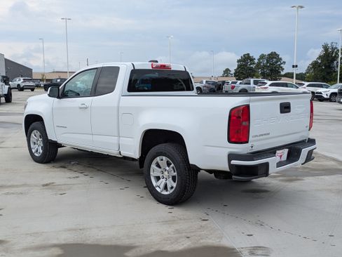 Used 2022 Chevrolet Colorado LT w/ Fleet Safety Package RWD image 3