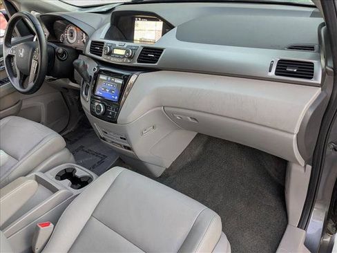 Used 2016 Honda Odyssey Touring Elite image 23