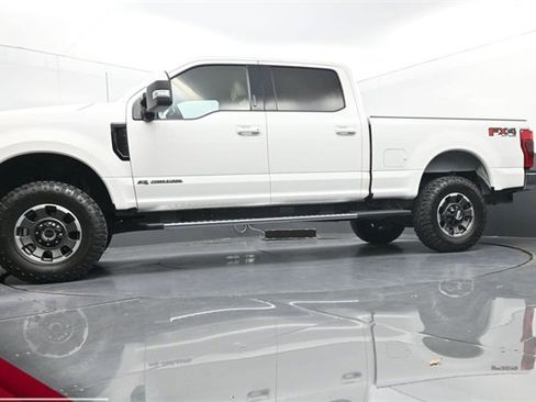 Used 2022 Ford F250 Lariat w/ Lariat Value Package image 15