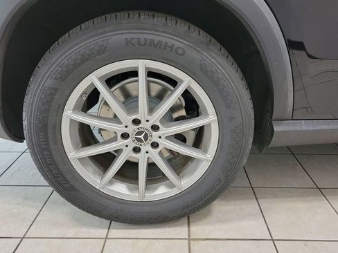 Used 2024 Mercedes-Benz GLE 350 GLE 350 w/ 3rd Row Seat Package image 53