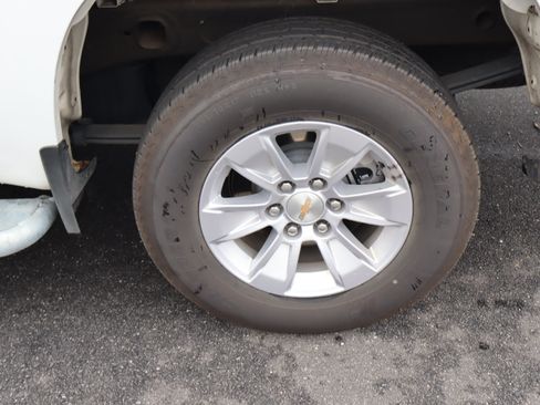 Used 2025 Chevrolet Silverado 1500 W/T RWD image 36
