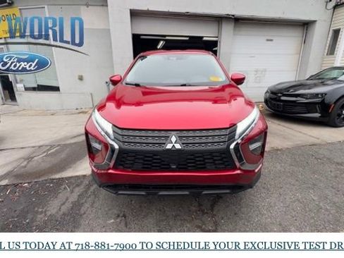 Used 2022 Mitsubishi Eclipse Cross ES image 7