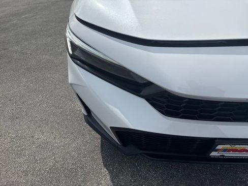 Used 2025 Honda Civic Sport image 34