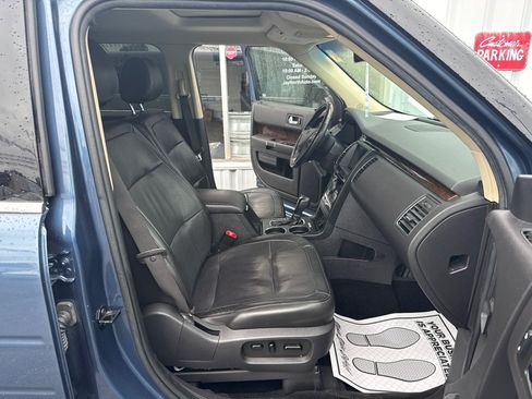 Used 2019 Ford Flex Limited w/ Equipment Group 301A AWD/4WD image 18