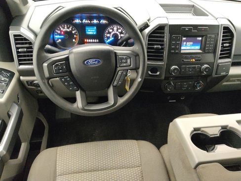 Used 2017 Ford F150 XLT image 22