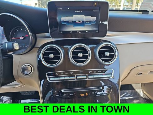 Used 2019 Mercedes-Benz GLC 350e 4MATIC image 20