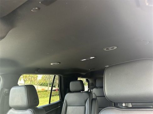 Used 2023 GMC Yukon Denali image 16