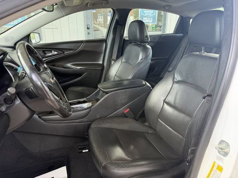 Used 2020 Chevrolet Malibu Premier FWD image 8