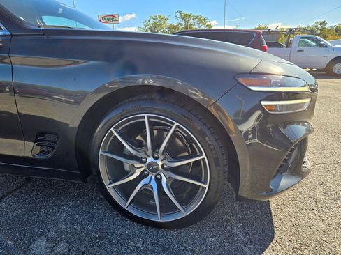 Used 2023 Genesis G70 2.0T image 12