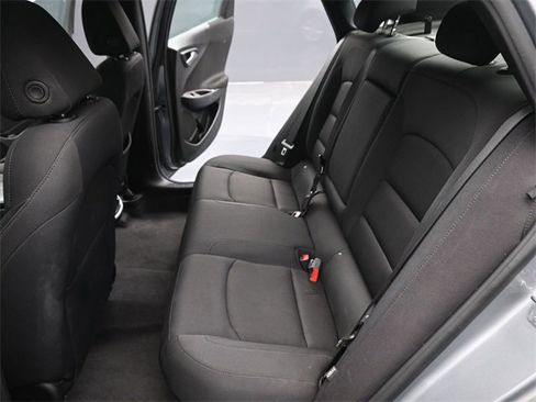 Used 2023 Chevrolet Malibu LT image 11