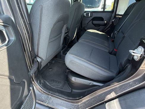 Used 2025 Jeep Wrangler Unlimited Sport S 4xe AWD/4WD image 23
