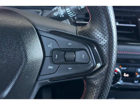 Used 2024 Chevrolet TrailBlazer RS w/ Convenience Package AWD/4WD image 27