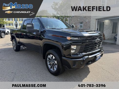 Used 2024 Chevrolet Silverado 2500 Custom w/ Custom Value Package AWD/4WD image 2