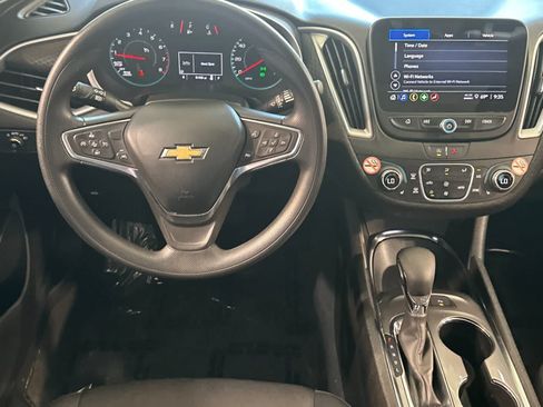 Used 2024 Chevrolet Malibu LT FWD image 15