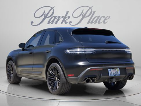 Used 2025 Porsche Macan S AWD/4WD image 3