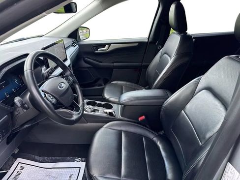 Used 2024 Ford Escape Platinum AWD/4WD image 12