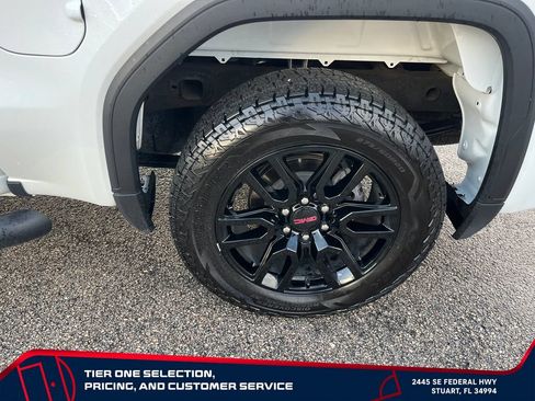 Used 2024 GMC Sierra 1500 Elevation AWD/4WD image 9