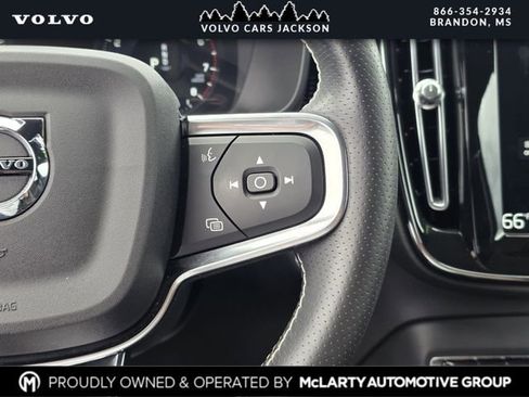 Used 2021 Volvo XC40 T5 R-Design AWD/4WD image 27