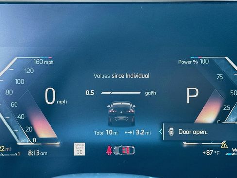 New 2026 BMW X2 xDrive28i w/ M Sport Package AWD/4WD image 9
