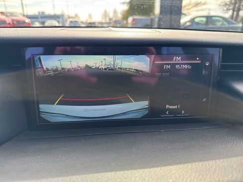 Used 2018 Lexus IS 350 image 30