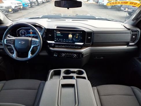 Used 2024 Chevrolet Silverado 1500 LT Trail Boss w/ Protection Package image 20