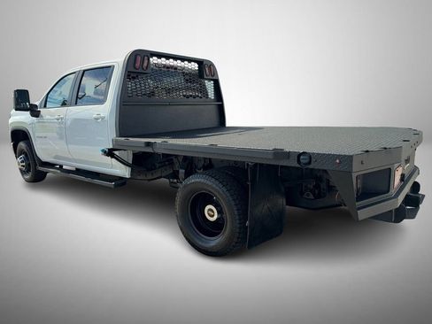 Used 2021 Chevrolet Silverado 3500 LT w/ Snow Plow Prep Package image 4