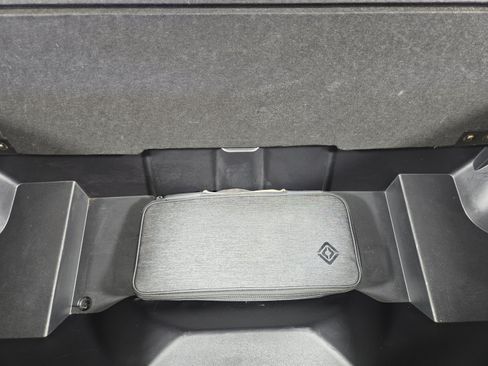 Used 2023 Rivian R1S Launch Edition AWD/4WD image 14
