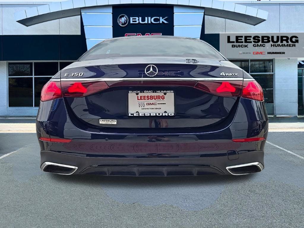 Used 2025 Mercedes-Benz E 350 4MATIC Sedan image 6
