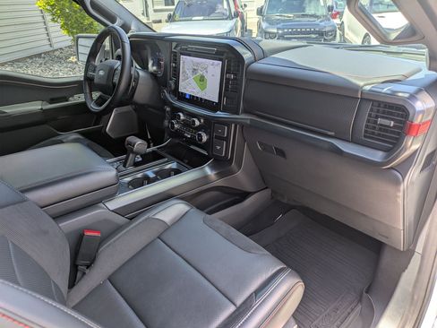 Used 2025 Ford F150 Raptor AWD/4WD image 31