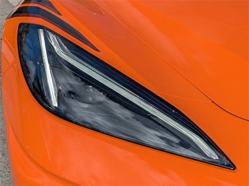 Used 2023 Chevrolet Corvette Stingray Premium Conv w/ Z51 Performance Package image 10