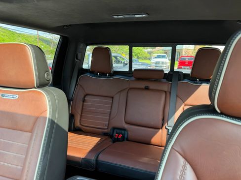 Used 2025 GMC Sierra 3500 Denali Ultimate AWD/4WD image 14
