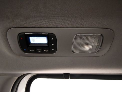 Certified 2023 Honda Odyssey Touring image 21
