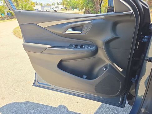 New 2026 Buick Envista Sport Touring w/ Convenience I Package FWD image 19