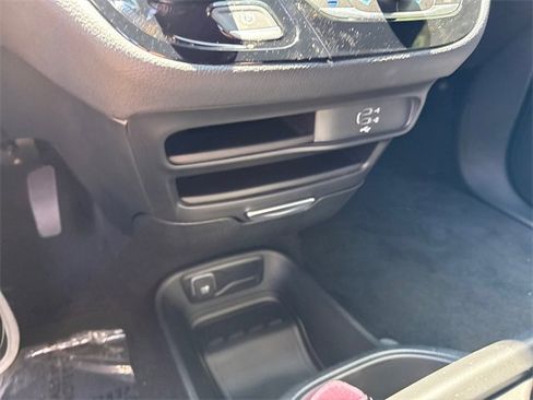 New 2026 Chrysler Pacifica Select image 23