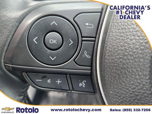 Used 2025 Toyota Corolla Cross LE image 21