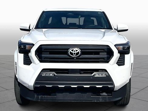 Used 2024 Toyota Tacoma SR5 image 4