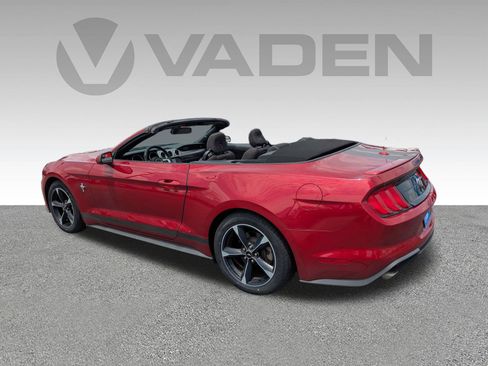 Used 2020 Ford Mustang Convertible w/ Equipment Group 101A RWD image 25