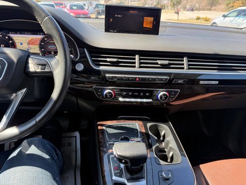 Used 2018 Audi Q7 3.0T Prestige image 27